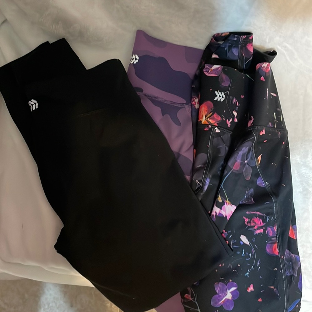 All in Motion leggings. Girls.